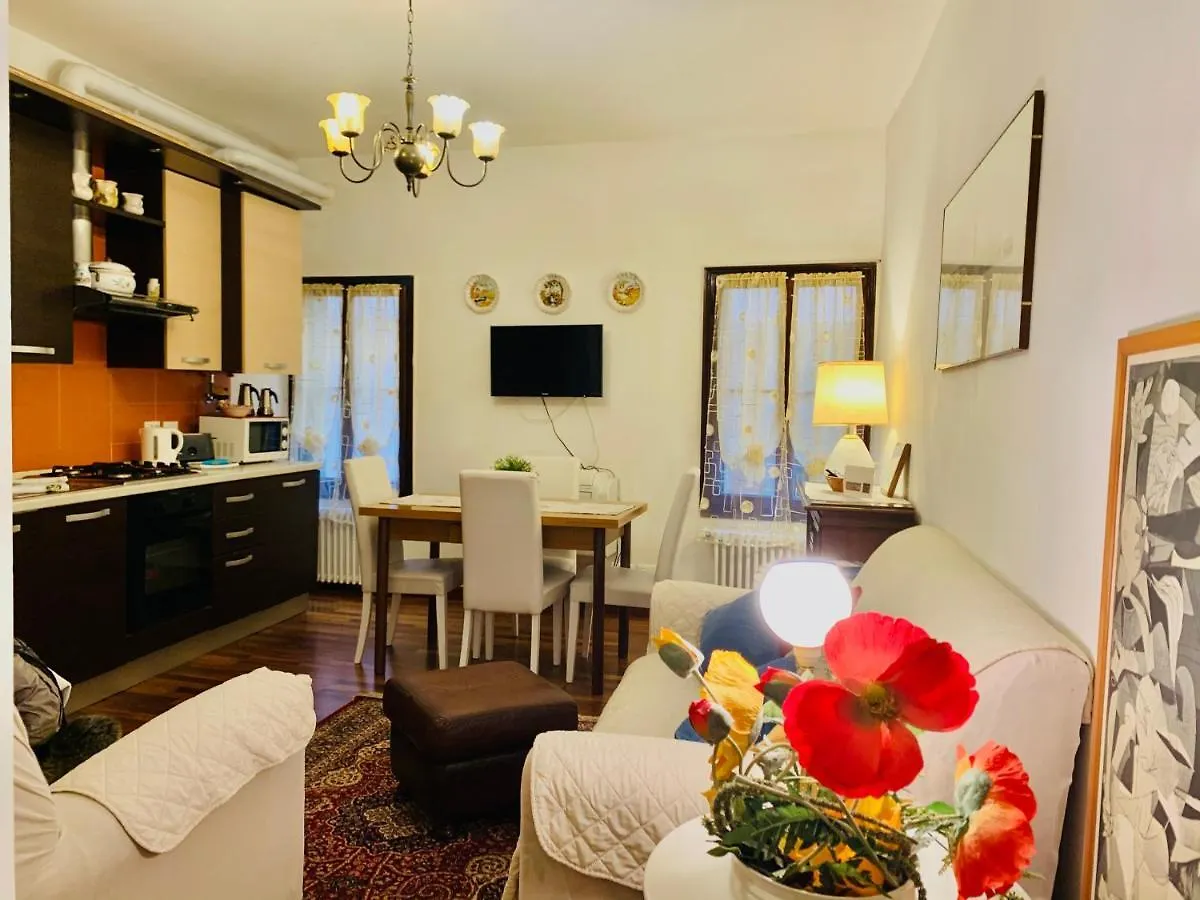 Grimaldi Apartments Cannaregio Venice