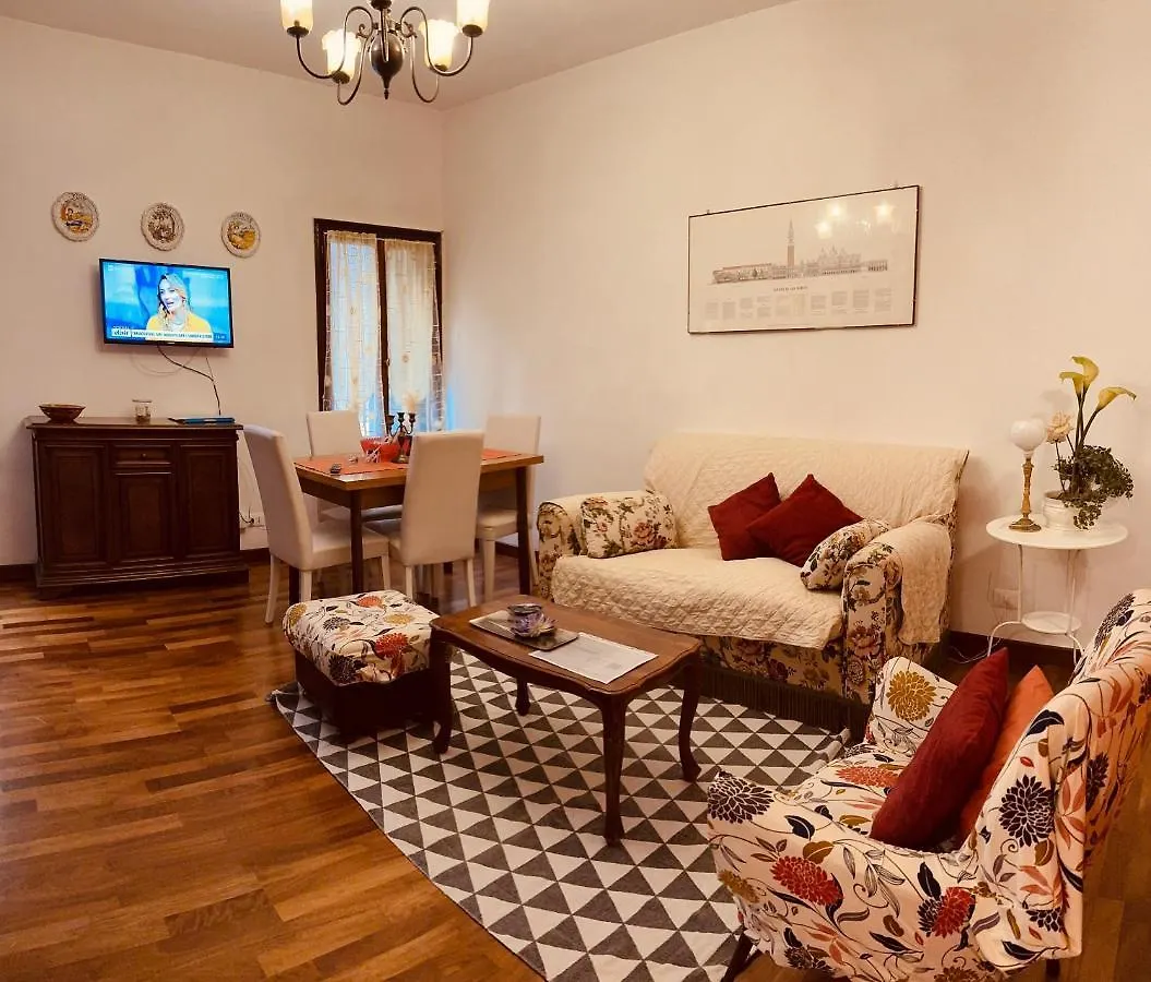 Grimaldi Apartments Cannaregio Venice