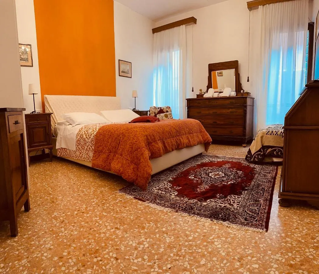 Grimaldi Apartments Cannaregio Venecia