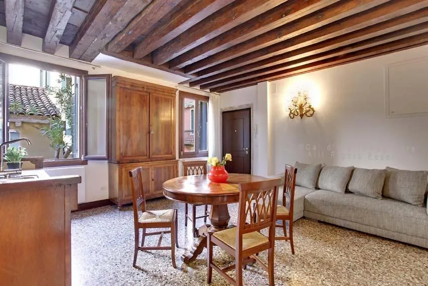 Grimaldi Apartments Cannaregio Venice