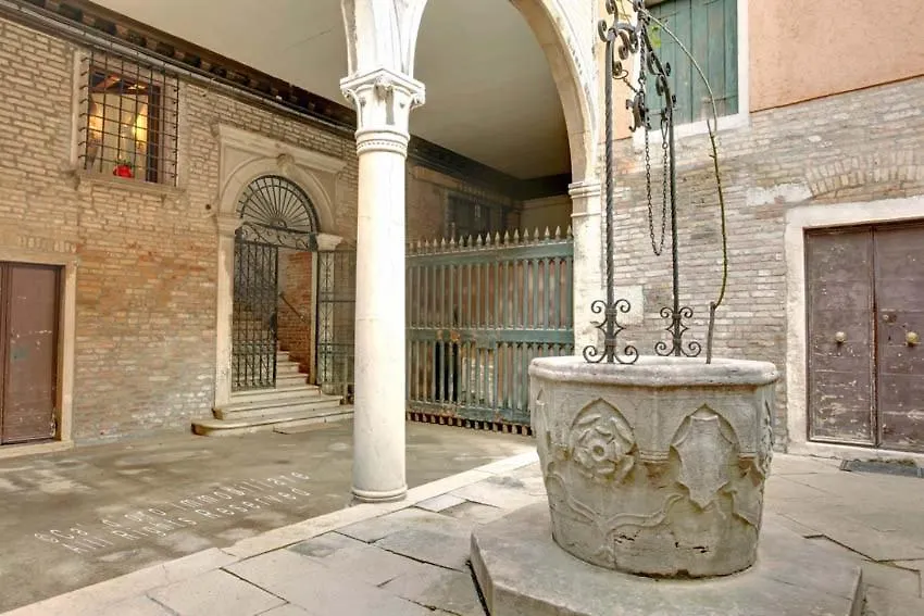Grimaldi Apartments Cannaregio Venice 0*,  Italy