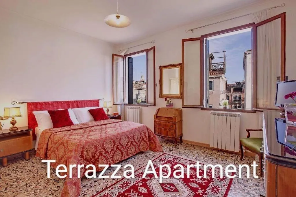 Grimaldi Apartments Cannaregio Venice