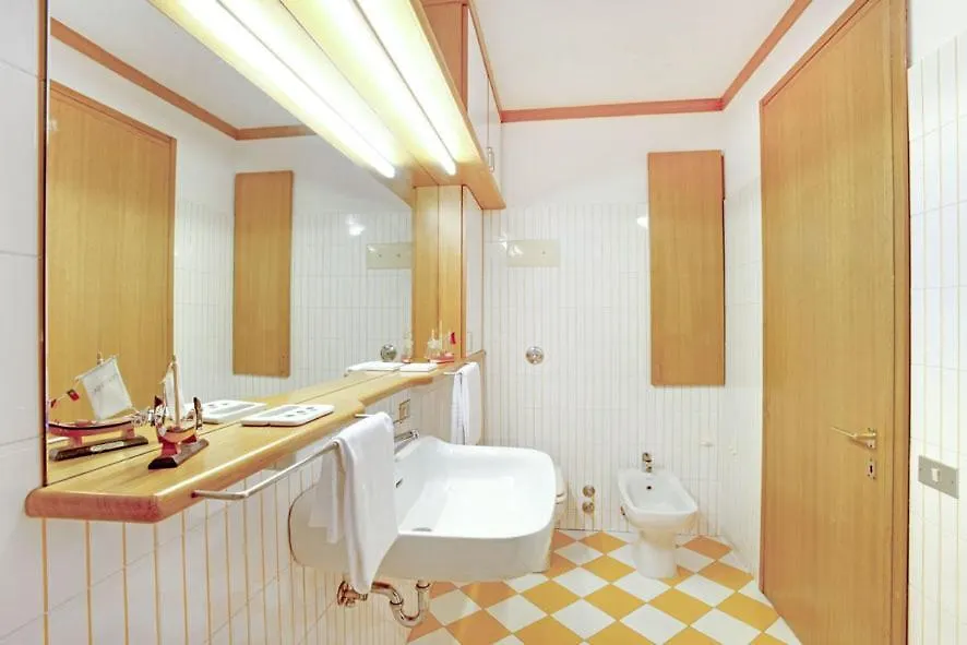 Grimaldi Apartments Cannaregio Venice