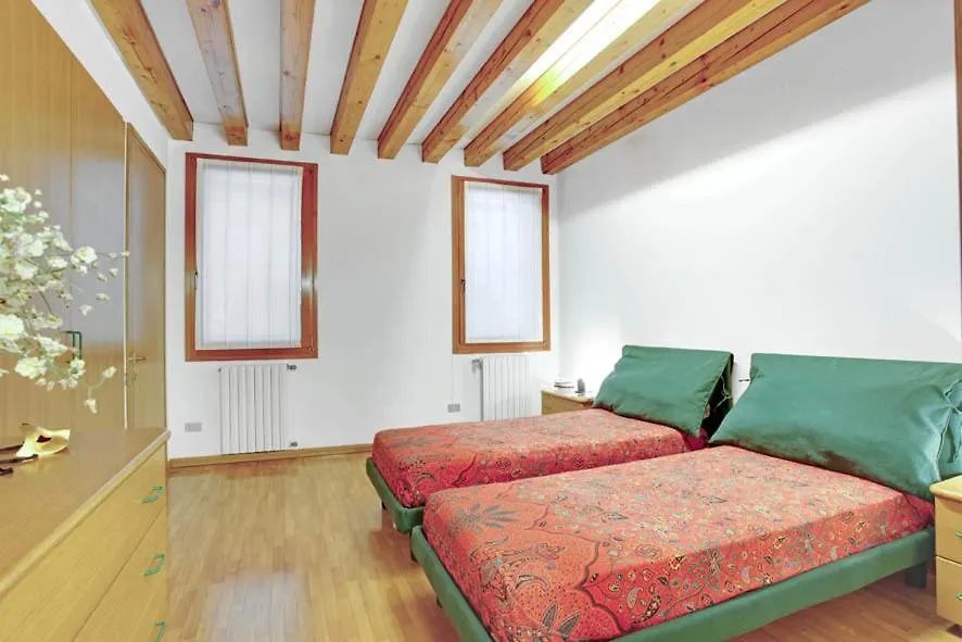 Grimaldi Apartments Cannaregio Venice