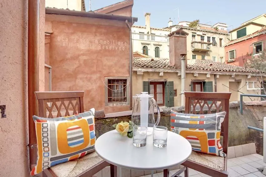 Grimaldi Apartments Cannaregio 베니스