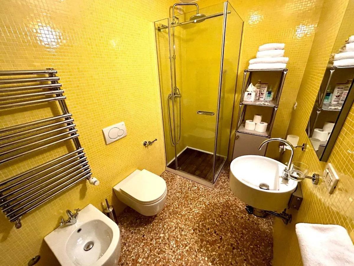 Grimaldi Apartments Cannaregio Venice